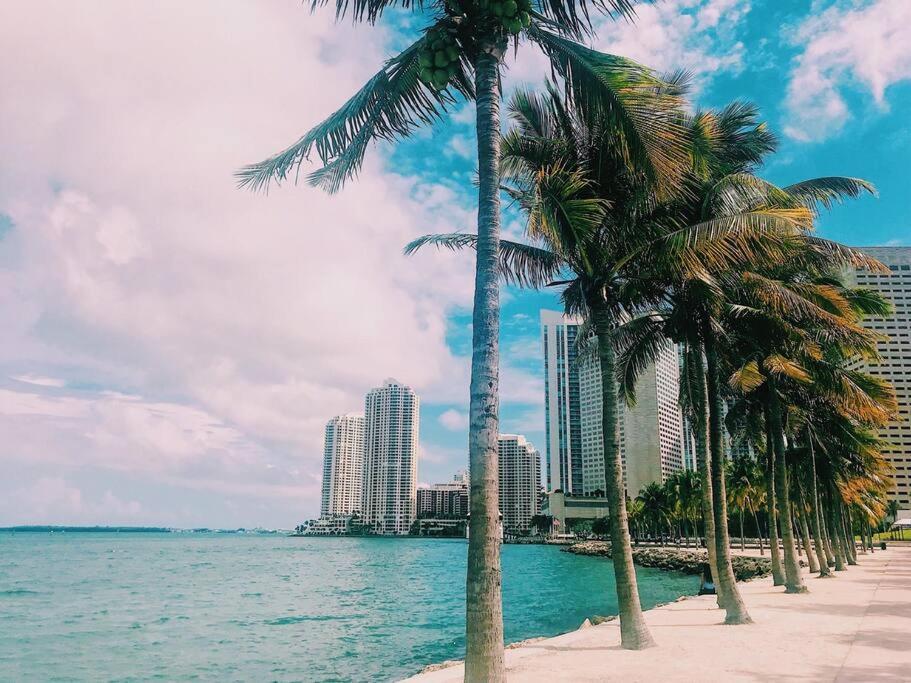 Miami Sunset City View 외부 사진