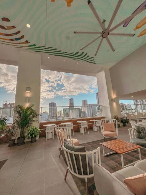 Miami Sunset City View 외부 사진