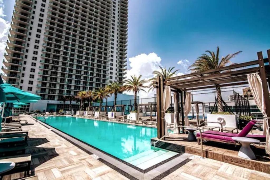 Miami Sunset City View 외부 사진